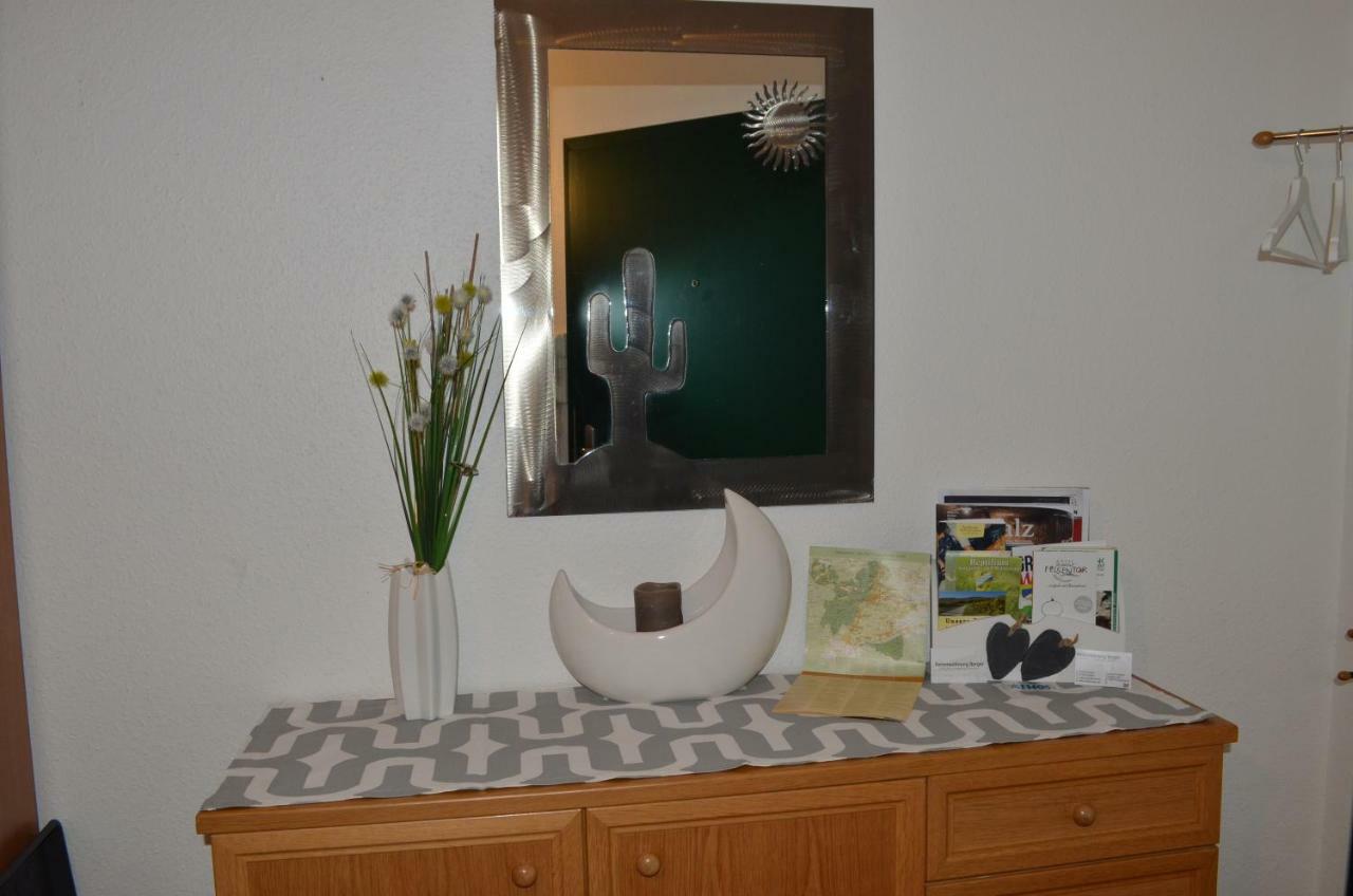 Ferienwohnung Berger Kurparkresidenz Bad Bergzabern Exteriör bild